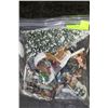 Image 1 : BAG OF CHRISTMAS ORNAMENTS