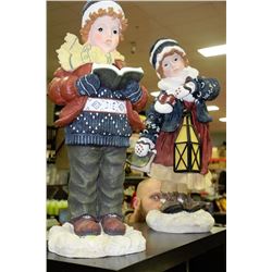 2 INDOOR/OUTDOOR CHILDREN CAROLLER ORNAMENTS