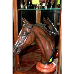 CERAMIC HORSE HEAD ORNAMENT