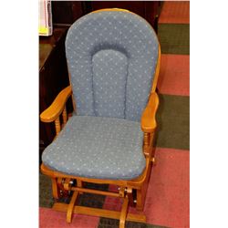 CHILDRENS GLIDER ROCKING CHAIR