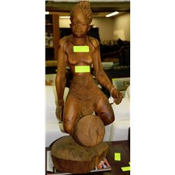 WOOD CARVED ORNAMENT FROM ZIMBABWE