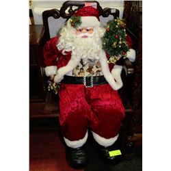 SITTING SANTA CLAUS ORNAMENT