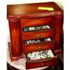 Image 1 : ESTATE JEWELLERY BOX WITH CONTENTS