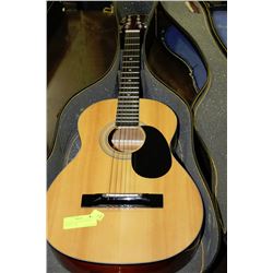 GUITAR BEAVER CR YOUTH SIZE WITH BAG CASE