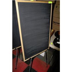 EASEL AND BLACKBOARD