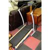 Image 1 : MAG PROTEUS APT SIZED MANUAL TREADMILL