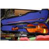 Image 1 : VIOLIN 4/4 WITH CASE & BOW