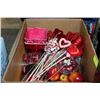 Image 1 : BOX OF VALENTINE DECOR