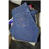 Image 1 : BIN OF LADIES BOOTCUT STRETCH DESIGNER JEANS
