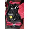 Image 1 : HOCKEY BAG WITH HOCKEY EQUIPMENT