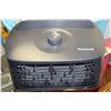 Image 1 : HONEYWELL AIR PURIFIER