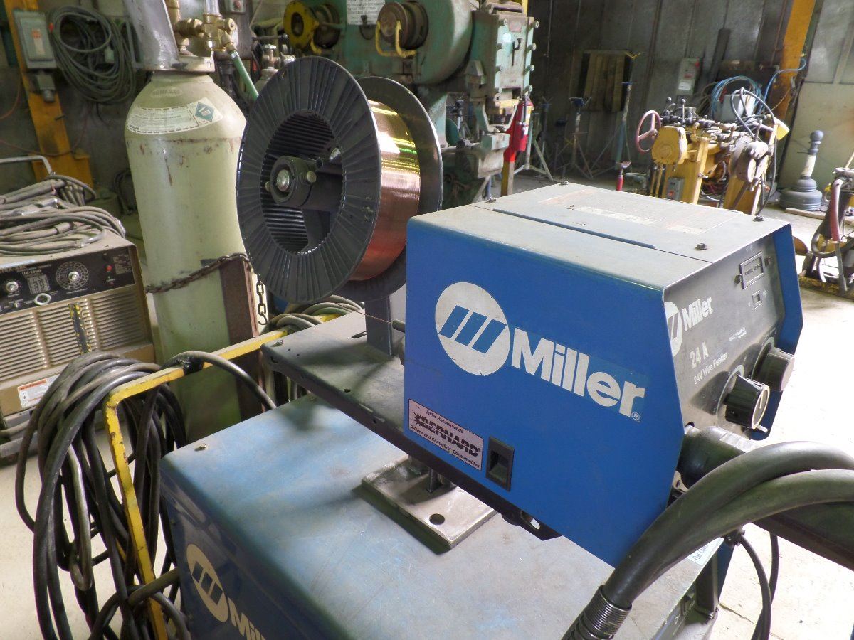 Miller Delta-Fab CV-DC Welder