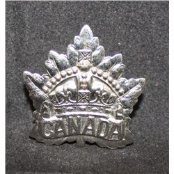 D88. Canadian UNIVERSITY Courses cap badge