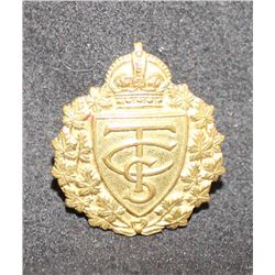 D90. Trinity College School Collar badge