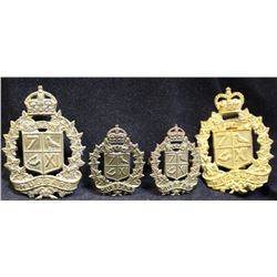 D150. 7/X1 Hussars Badge lot