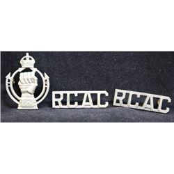 D193. Royal Canadian Armoured Corps Cap/Shoulder Title badge lot