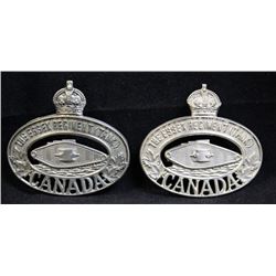 D198. Essex Regiment Tank Cap badge lot