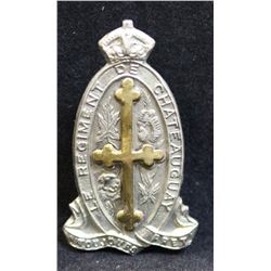D243. Le Regiment De CHATEAUGUAY cap badge