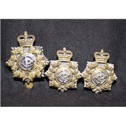E18. Canadian Army Postal Corps Cap/Collar badge lot
