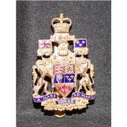 E24. General List Officer's Cap badge