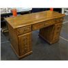 Image 2 : 7 Drawer Oak Desk