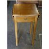 Image 3 : Small Drop Leaf End Table