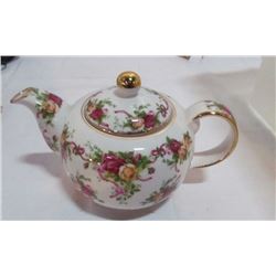 Royal Albert Ruby Celebration