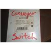 Image 4 : Cooper Wiring Device AH 7810 GP switch box