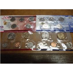 2001 US MINT SET (UNC) P/D (WITH ENVELOPE)