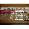 Image 2 : 1986 & 1987 US MINT SETS P/D (WITH ENVELOPES)