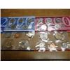 Image 2 : 2000 US MINT SET (UNC) P/D (WITH ENVELOPE)