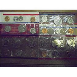 1984 & 1987 US MINT SETS P/D (WITH ENVELOPES)