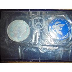 1971-S  IKE SILVER DOLLAR UNCIRCULATED (BLUE PACK)