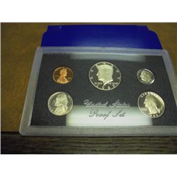 1983 US PROOF SET (WITH BOX)