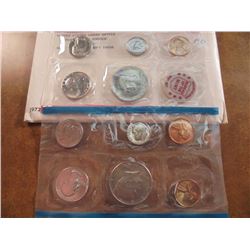 1972 US MINT SET (UNC) P/D/S (WITH ENVELOPE) THIS IS AN OFFICIAL US PACKAGED P/D/S SET, IT DOES NOT 