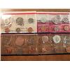 Image 2 : 1987 & 1988 US MINT SETS P/D (WITH ENVELOPES)
