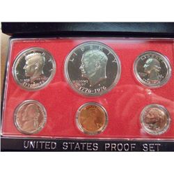 1975 US PROOF SET (WITH BOX)