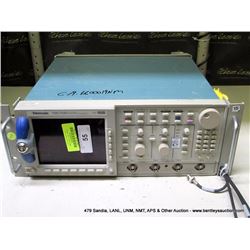 TEKTRONIX TDS 754D FOUR CHANNEL DIGITAL PHOSPHOR OSCILLOSCOPE (print sequence:) 1600019