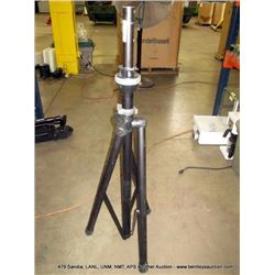 TRIPOD (print sequence:) A-004