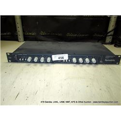 SYMETRIX 522 COMPRESSOR / LIMITER EXPANDER / GATE / DUCKER