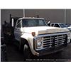 Image 3 : FORD F-600 CUSTOM CAB DUMP TRUCK 83,419 MILES VIN: F61EVX00399