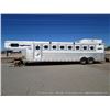 Image 3 : 2009 PLATINUM 7 BAY HORSE TRAILER VIN: 5HMXG312491004773, WITH TACK ROOM, DUAL AXLE, FIFTH WHEEL TIT