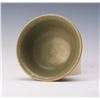 Image 2 : A CHINESE CELADON CRACKLING PORCELAIN BOWL