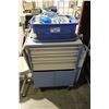 Image 1 : 3 STOOLS, MOBILE CART AND SUPPLIES