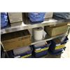 Image 2 : 2 SHELVES OF PAPER TOWEL