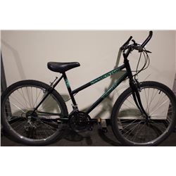 GREEN TRIUMPH ENCOUNTER 18 SPEED MOUNTAIN BIKE