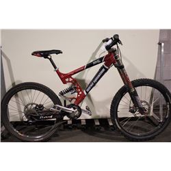 RED ROCKY MOUNTAIN AMB 9 SPEED FULL SUSPENSION FULL DISC BRAKES MOUNTAIN BIKE