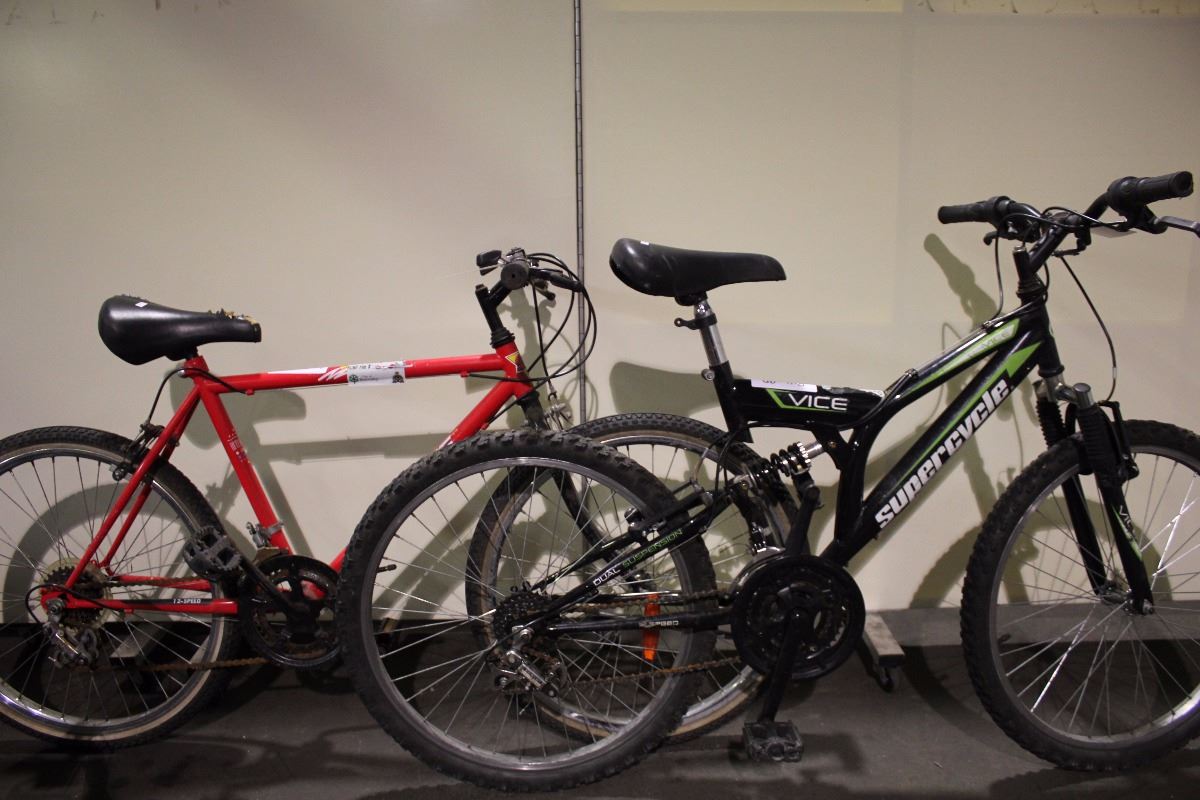 Rockrider Suspension Mountain Shockwave 800 Mountain Bike BIKES