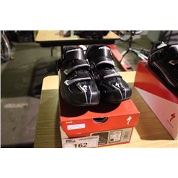 BLACK SPECIALIZED ELITE TOURING SIZE 44 CYCLING SHOES