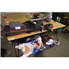 Image 1 : 3 FOLDING TABLES